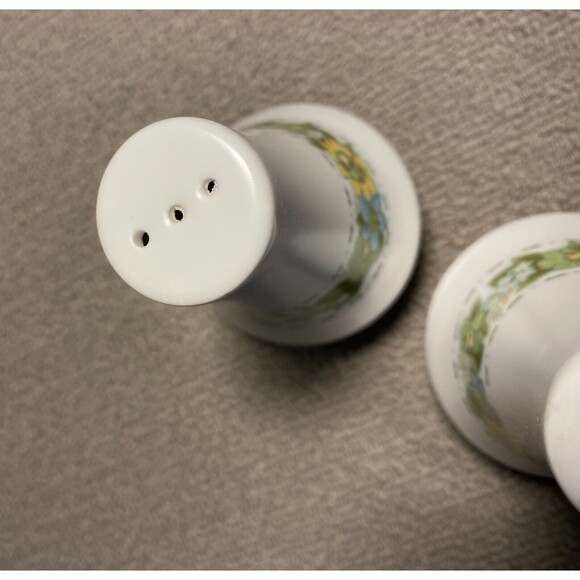 Set Of 2 Vintage Noritake Springfield Pretty Floral Salt & Pepper Shakers Japan - Picture 9 of 9